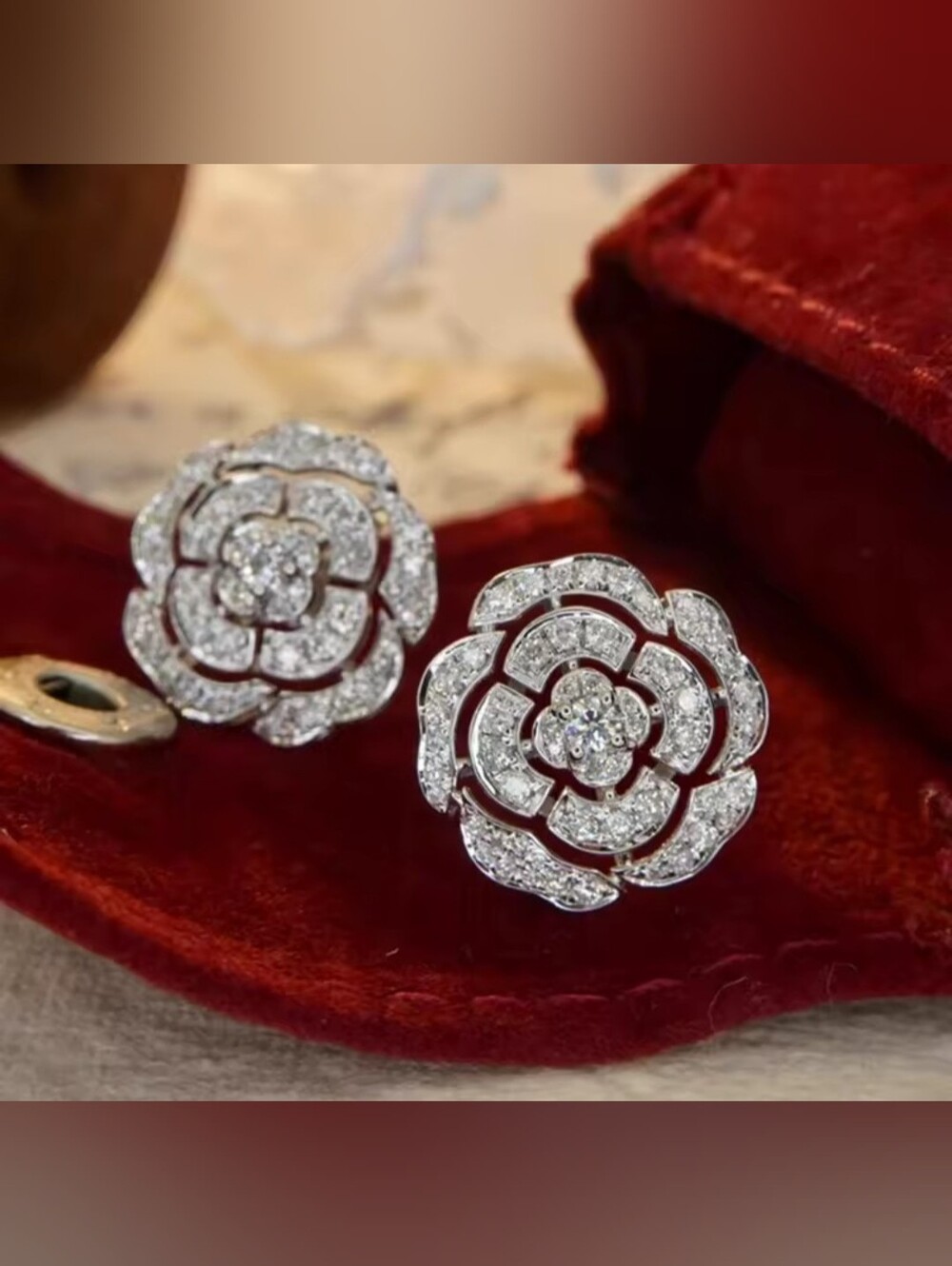 White Rhodium Camelia Quartz Pavé Stud Earrings